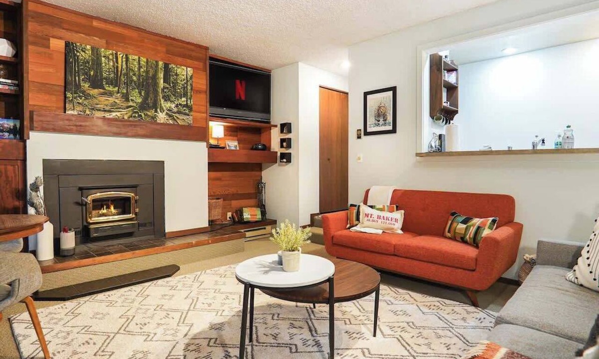 Glacier Condo | Cedar Suite | Snowater Pools + Fireplace