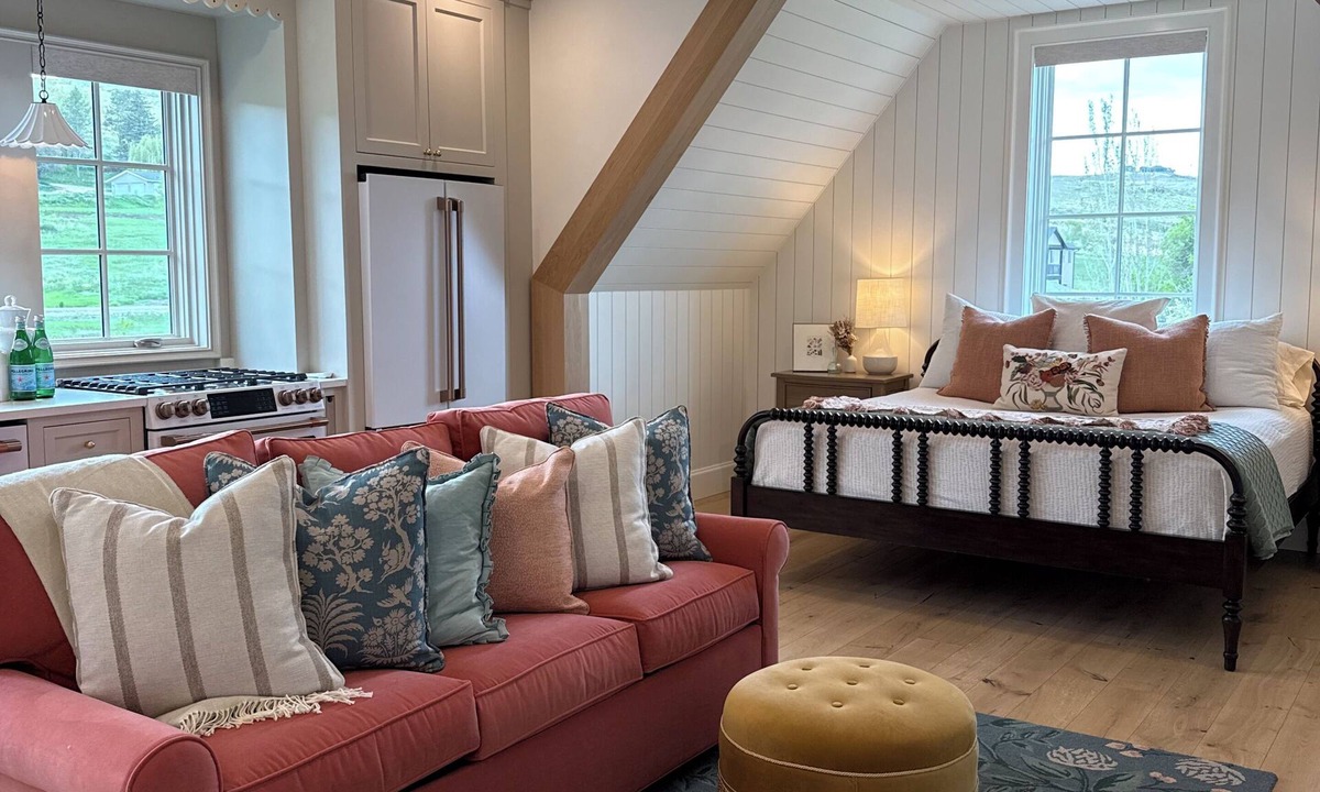 Fish Haven Apartment | Charming 1-bedroom studio cottage in delightful Fish Haven with AC