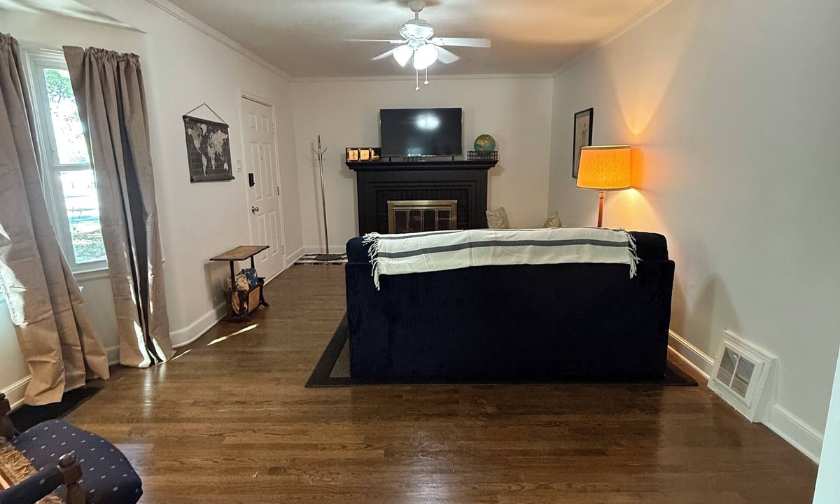 St. Joseph House | Charming 2-bedroom house in Saint Joseph centrally located