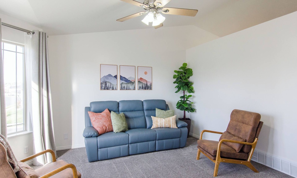 Providence House | Charming 3-bedroom house in beautiful Providence with AC
