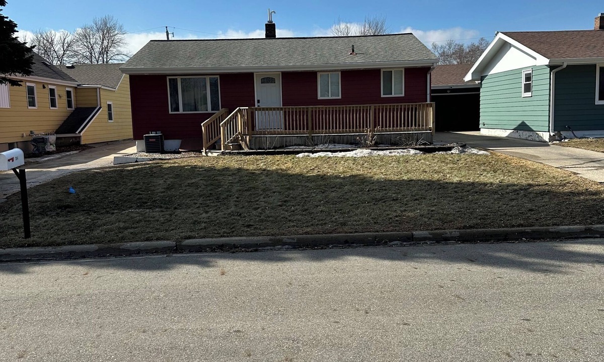 Dilworth House | Charming 4-bedroom house with WiFi and on a quiet street in Dilworth