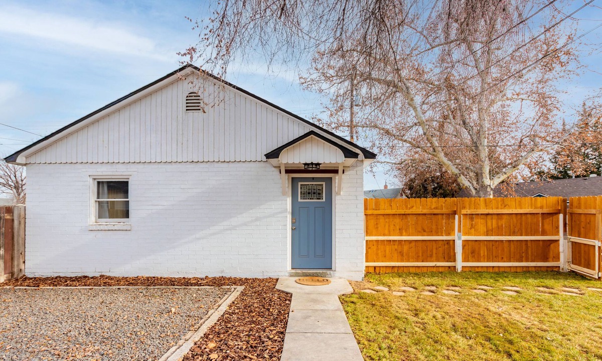 Nampa Cottage | Charming Getaway in Downtown Nampa