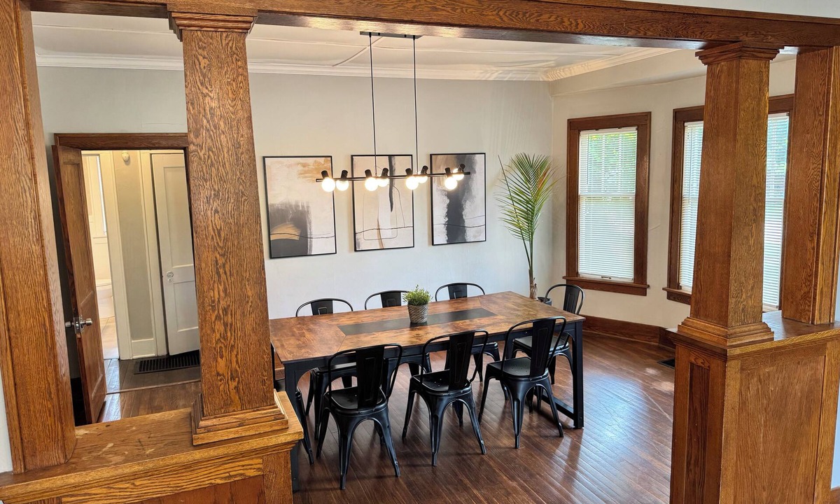 Flint House | Charming Historic 5BR Home Close to Universities, Hospital & Downtown