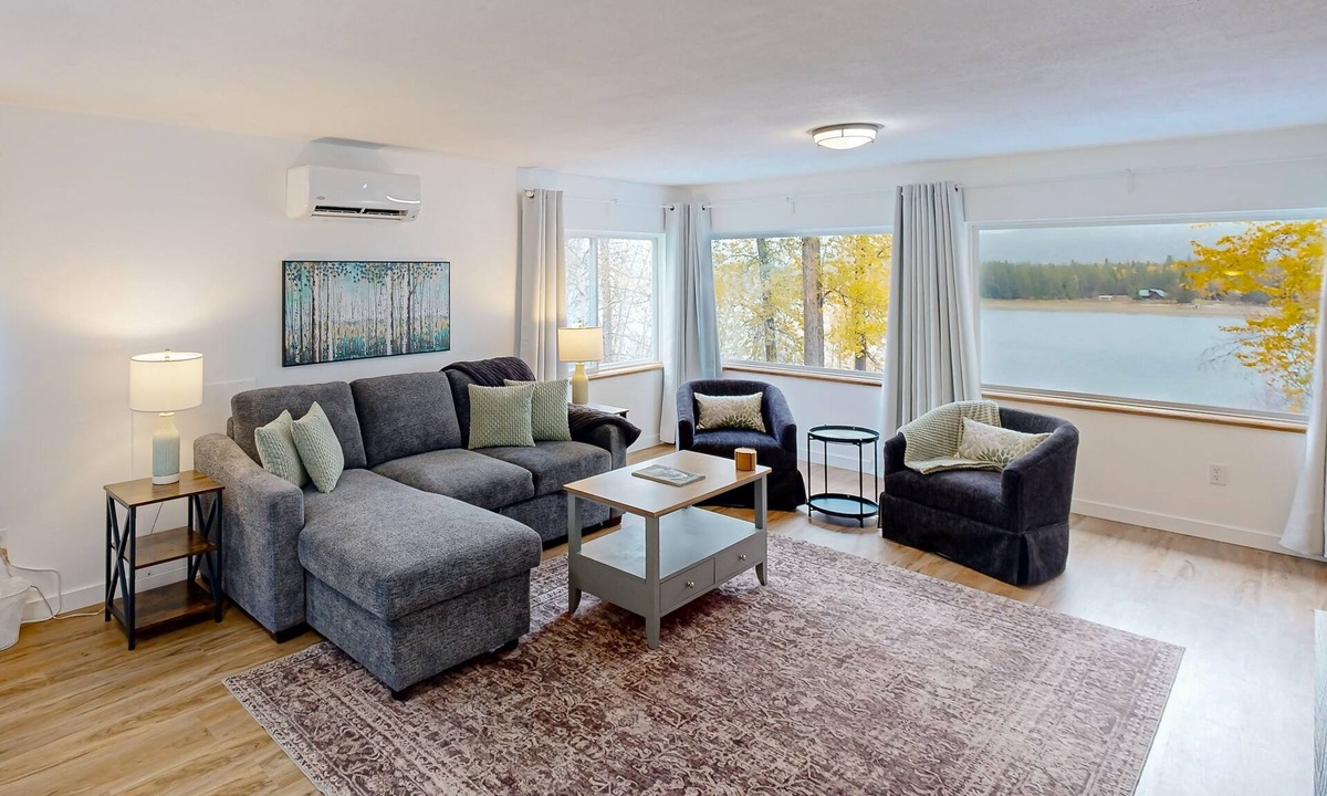 Sandpoint House | Charming home with river views, spacious patio, BBQ, WiFi and streaming