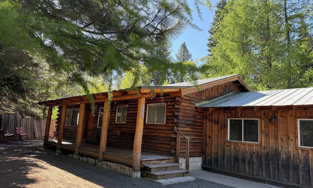 McCall Cabin | Charming Miller Cabin in McCall! Sauna, utilities, snow removal, pet friendly!