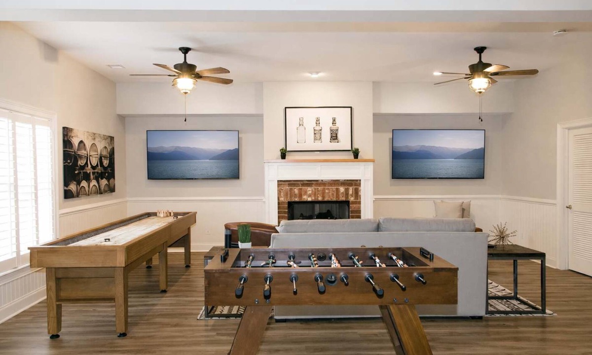 Green Hills House | Charming Sylvan Park Home Relax & Stay