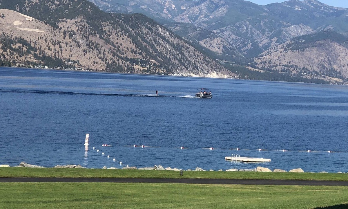 Chelan Condo | Chelan Shores Dream Unit