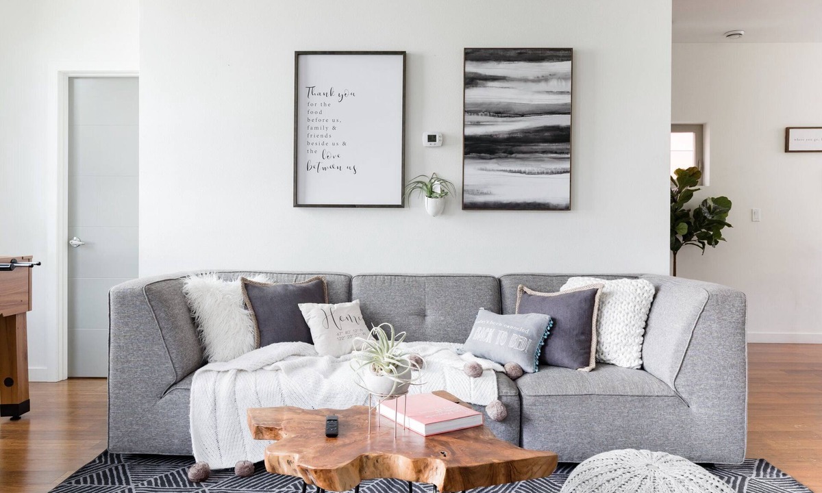 North Beacon Hill House | Chic Pet-Friendly Seattle Escape with City Skyline Views