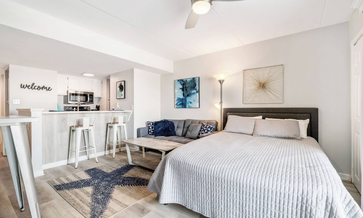 Orange Beach Condo | CHIC STUDIO STEPS FROM THE BEACH