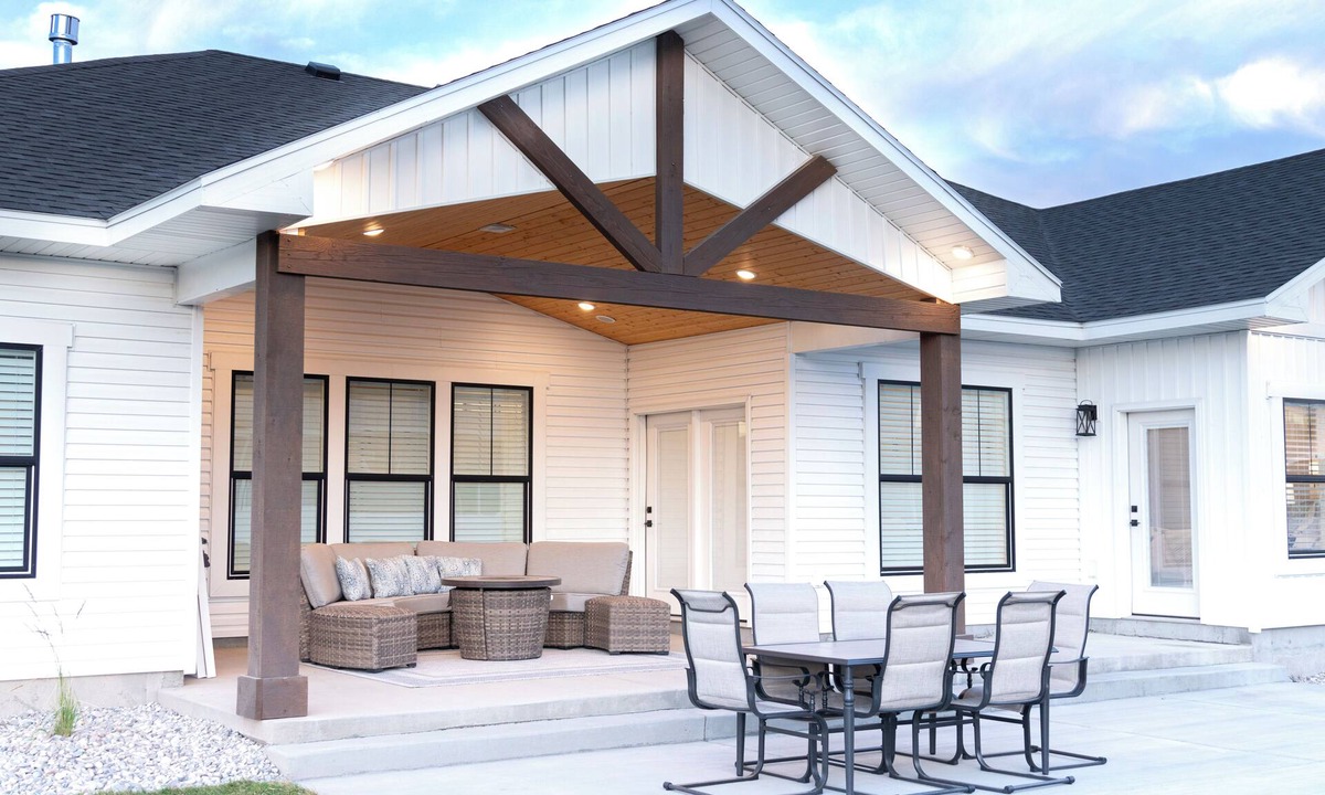 Sugar City House | Close to BYU-I and Yellowstone New Modern Farmhouse in a Family Neighborhood.