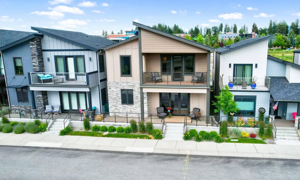 Coeur d'Alene House | Coeur d' Alene Riverstone Home