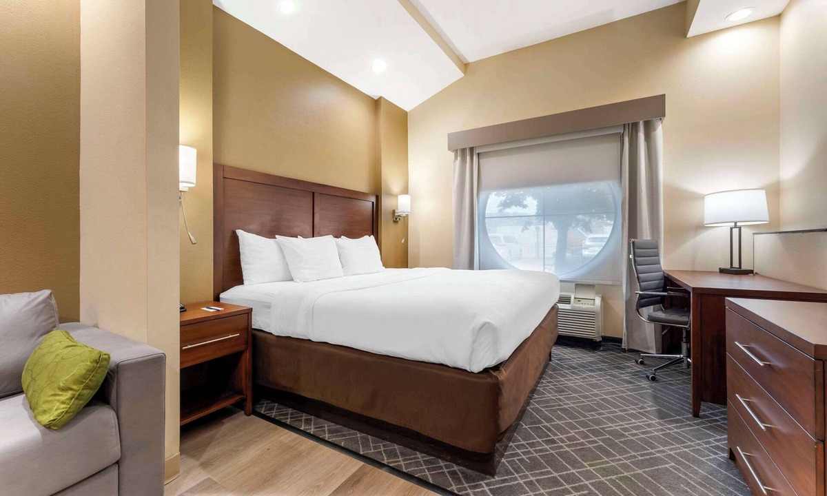 Monaca Hotel | Comfort Suites Monaca