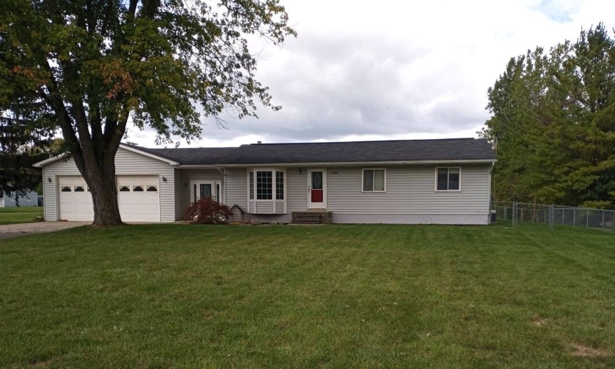 Salem House | Comfortable three Bedroom Ranch