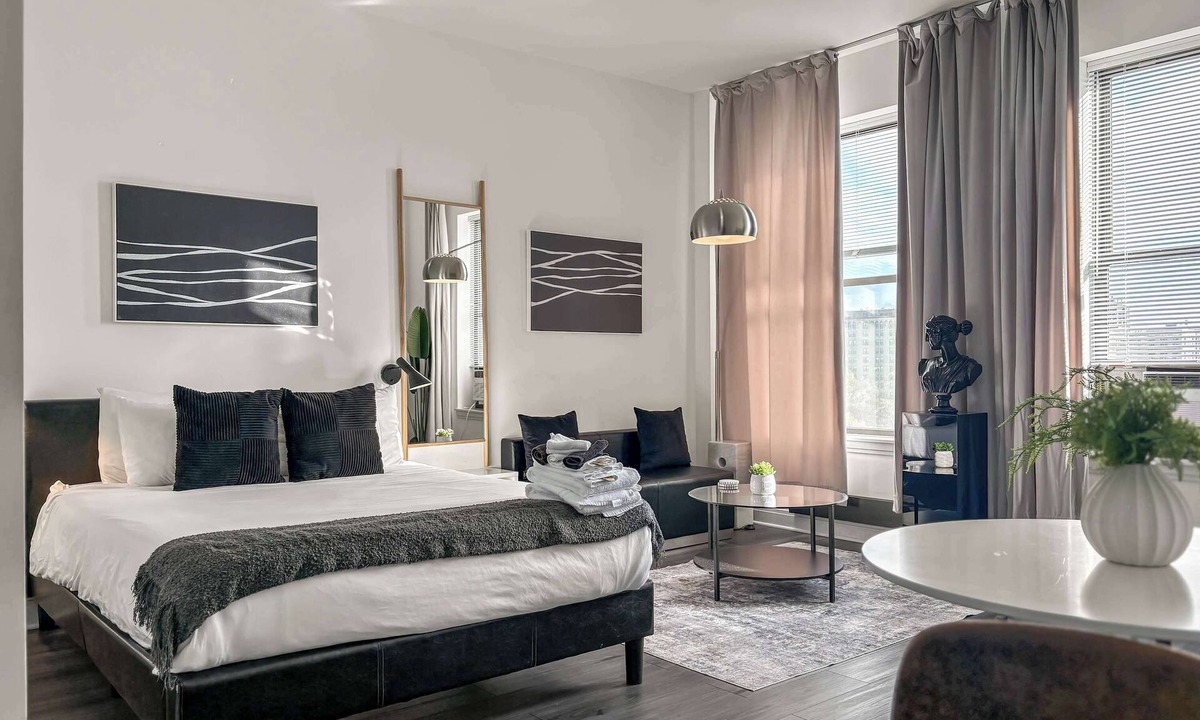 East Hyde Park Apartment | Compact Studio for a Relaxed Stay