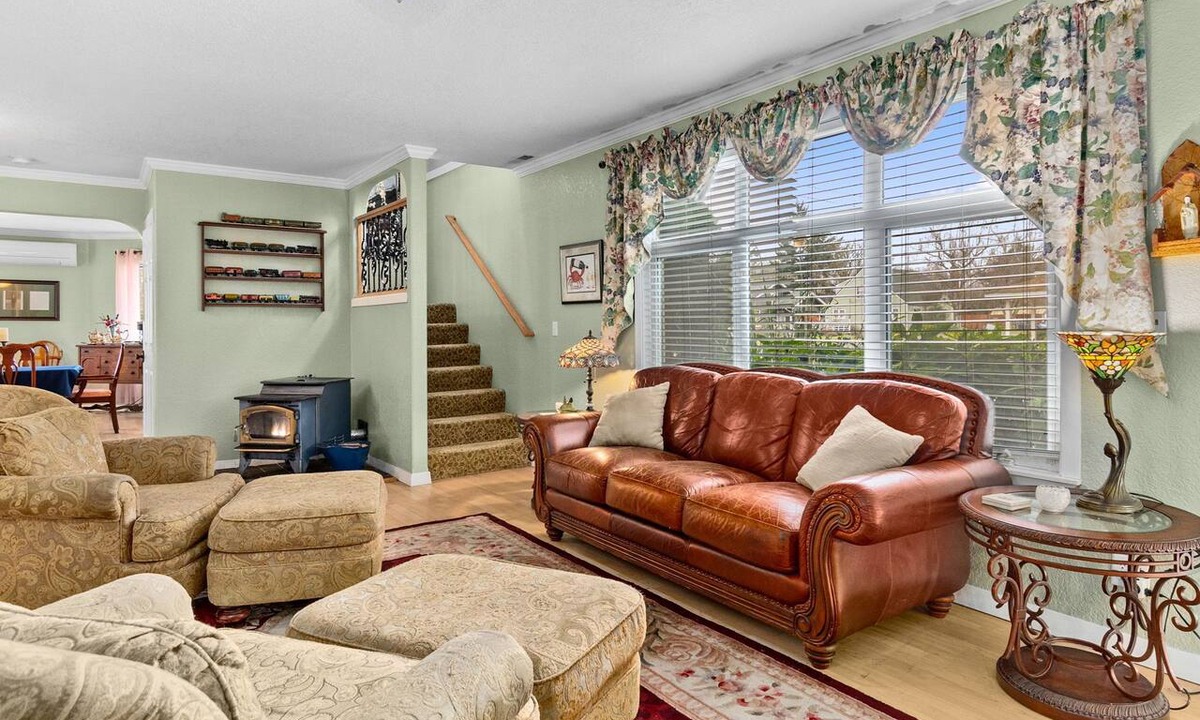 Yelm Apartment | Conley Suites Apartment A - for those that prefer a private space.