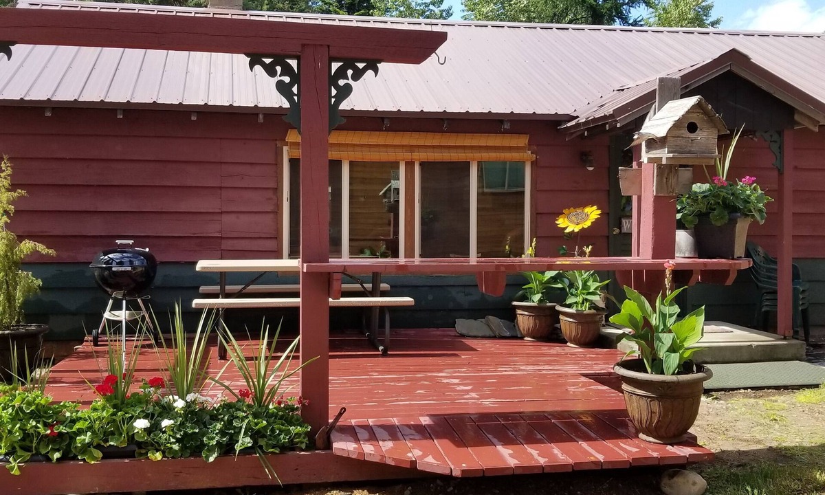 Priest River Cabin | Cottage on Priest Lake