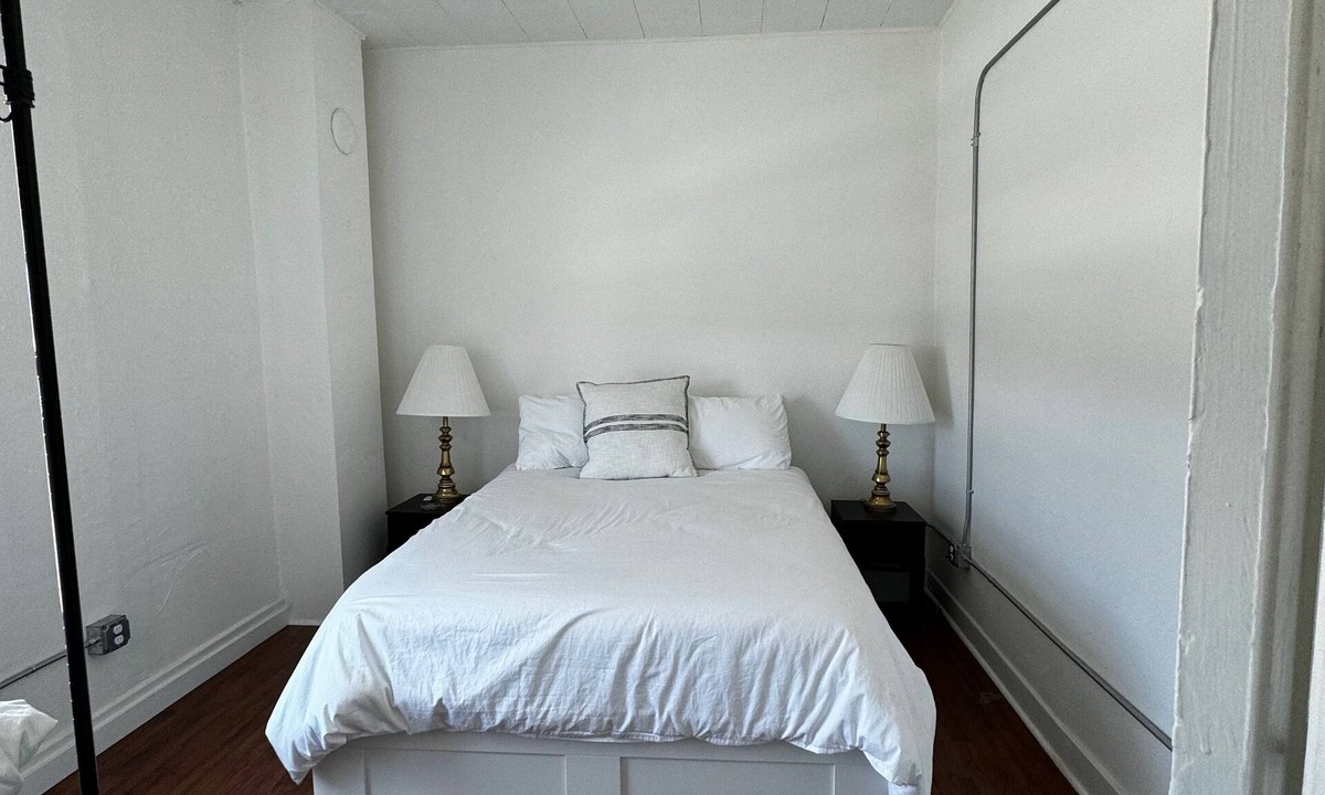 Chewelah Apartment | Cozy 1-bedroom apartment with WiFi, AC in charming Chewelah