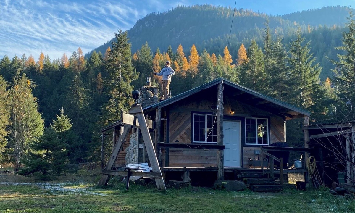 Clark Fork Cabin | Cozy 1-bedroom cabin in peaceful Clark Fork with AC