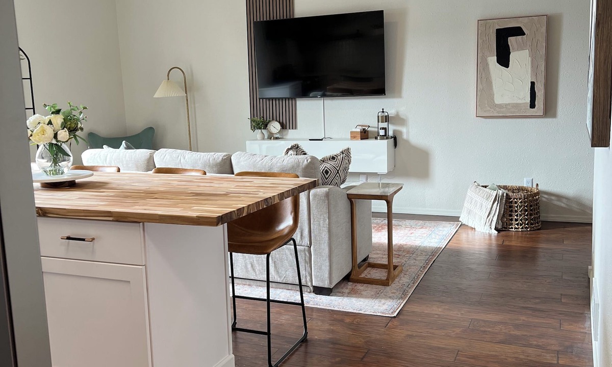 Colfax Condo | Cozy 2-bedroom condo with WiFi, AC in Colfax