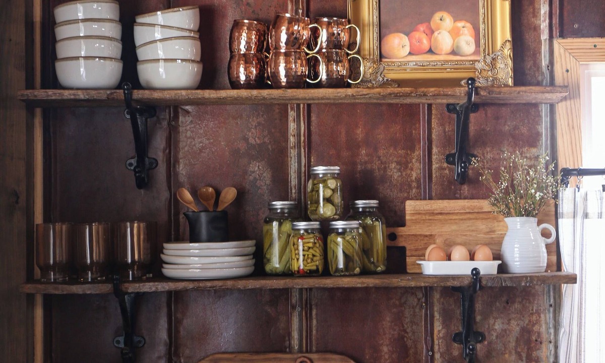 Walnut Cabin | Cozy 3-bedroom cabin on a horse ranch where tranquility meets rustic charm!