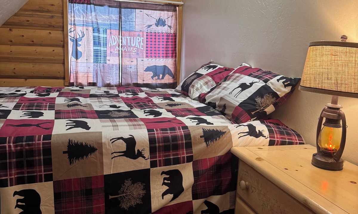 Riggins Hot Springs Cabin | "Cozy Backcountry Cabin Retreat with Rustic Charm" on the Secesh River