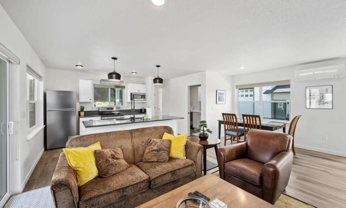 Coeur d'Alene House | Cozy Coeur d'Alene Retreat with Fire Pit Near Lake & River