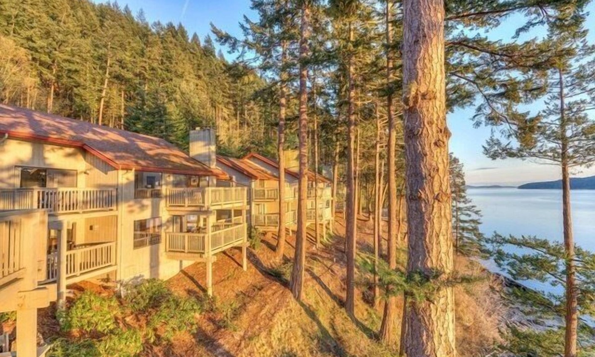 Rosario Hotel | Cozy Harborside Stay | Secluded Orcas Island Getaway- Harborside 2342