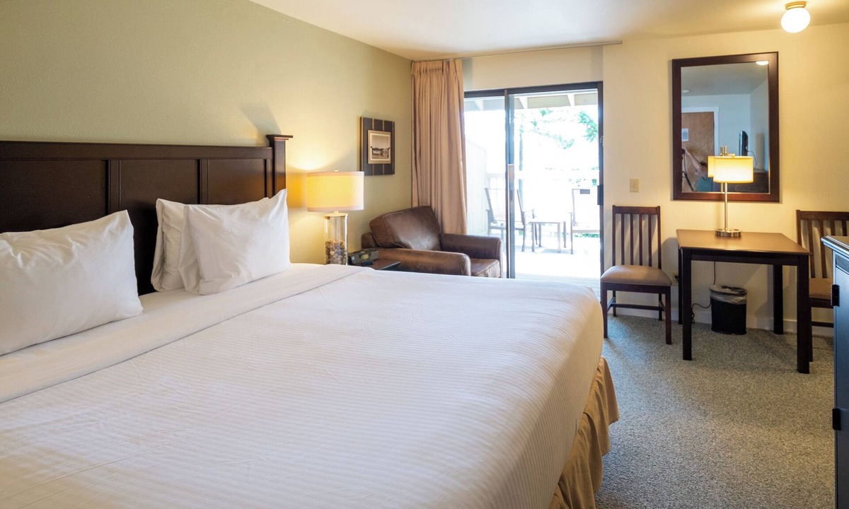 Rosario Hotel | Cozy Harborside Stay | Secluded Orcas Island Getaway- Harborside 2450