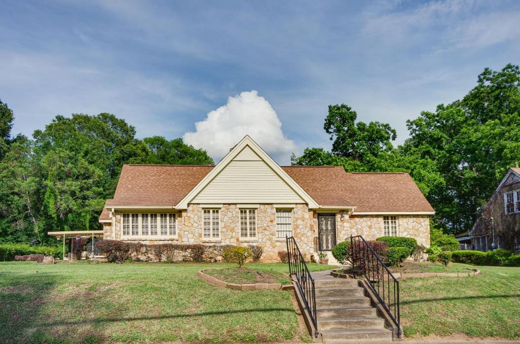 Jackson House | Cozy Jackson Vacation Rental < 1 Mi to University