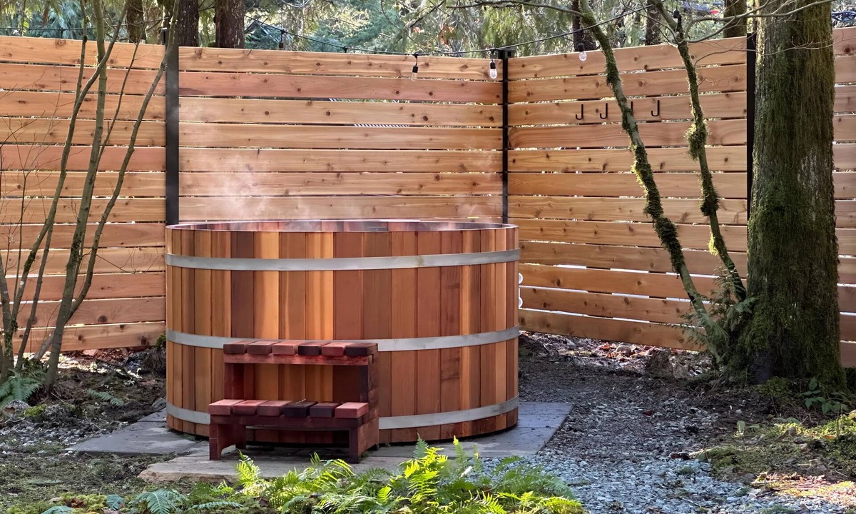 Skykomish Cabin | Cozy Nordic style cabin with cedar barrel hot tub