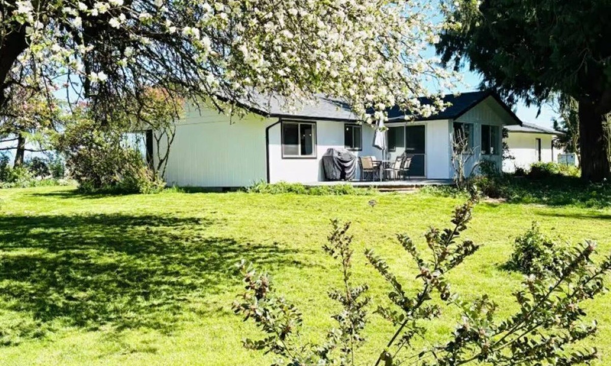 Mount Vernon Other | Cozy Skagit Valley Modern Farmhouse Near La Conner, Washington and Anacortes