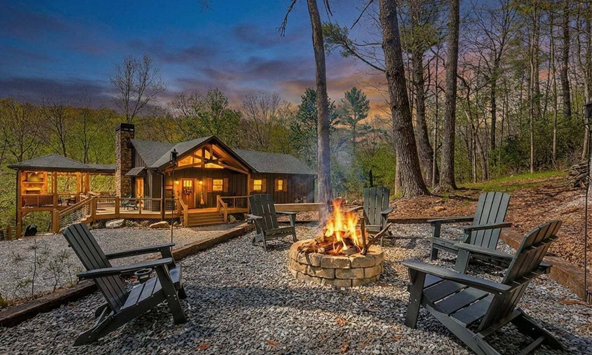 Dial Cabin | Creekside Solace by Mountain Oasis | Near Aska Adventure Area w/Toccoa River Access