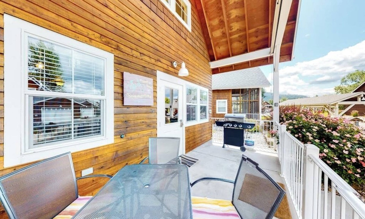 Dover Bay House | Cute, dog-friendly cabin with a large patio & fireplace - walk to river beach