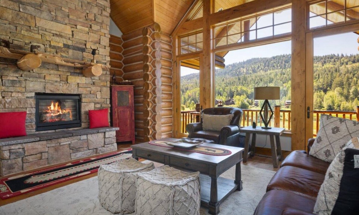 Victor Cabin | Cutthroat Cabin | Bronze Buffalo Ranch