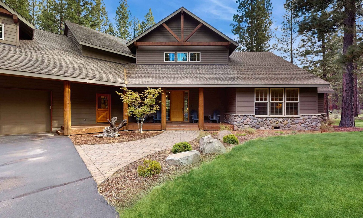 Black Butte Ranch House | Deschutes Forest views with game room, pools, hot tub, & on-site golf