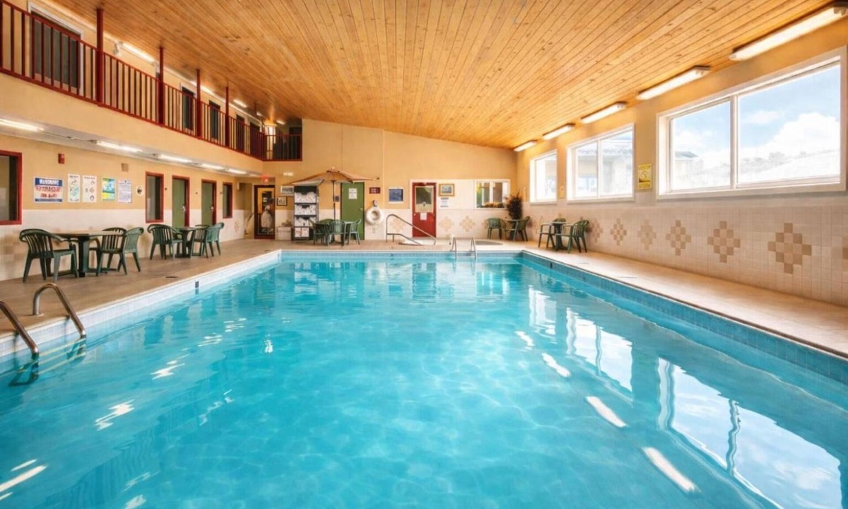 Devils Lake Hotel | Devils Lake Stay near Lakewood Landing | Free Parking & Indoor Pool Access!