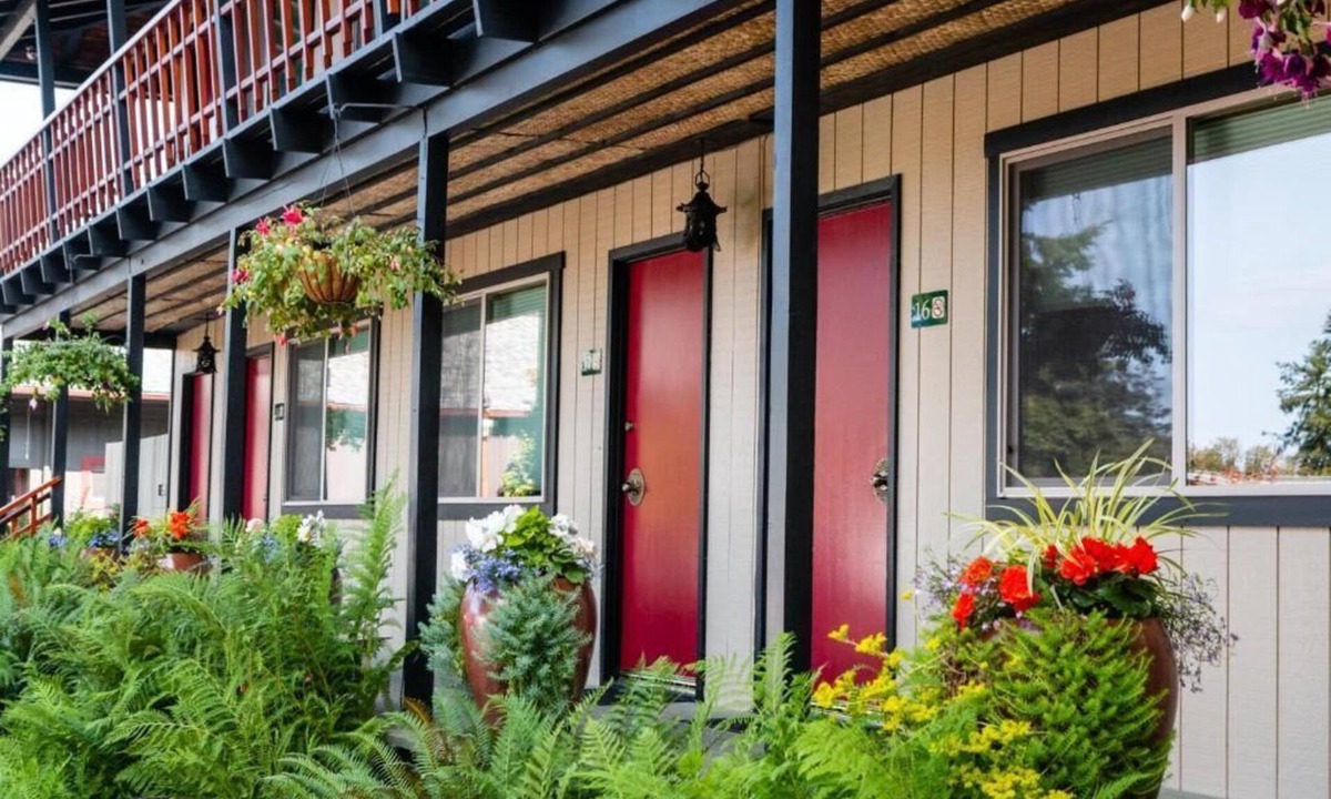 Friday Harbor Hotel | Discovery Inn