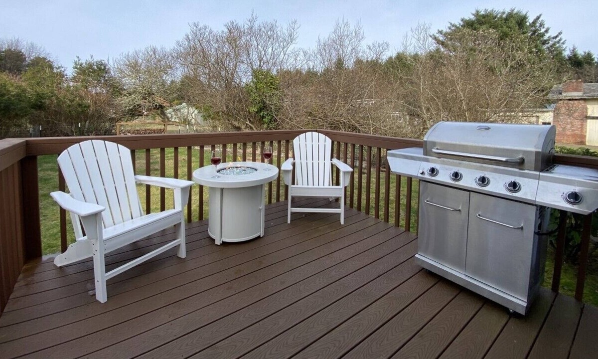 Oyehut-Hogans Corner Cabin | Dog Friendly - Ocean Shores Oasis - Amazing Location