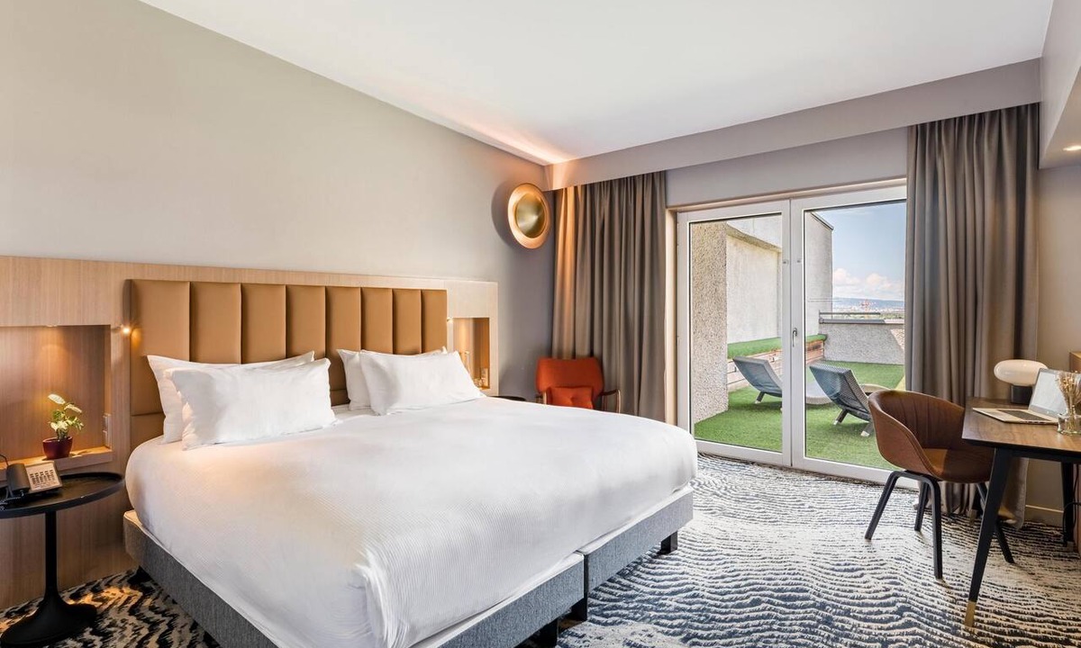 Porte Des Alpes - Mi Plaine - Manissieux Hotel | DoubleTree by Hilton Lyon Eurexpo & Spa