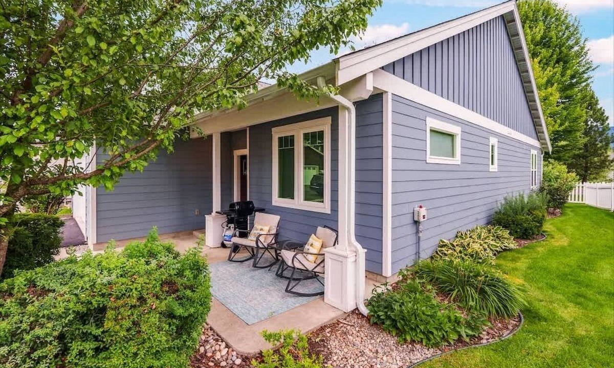 Dover Bay House | Dover Bay Retreat | Dogs OK | BBQ & Outdoor Seating