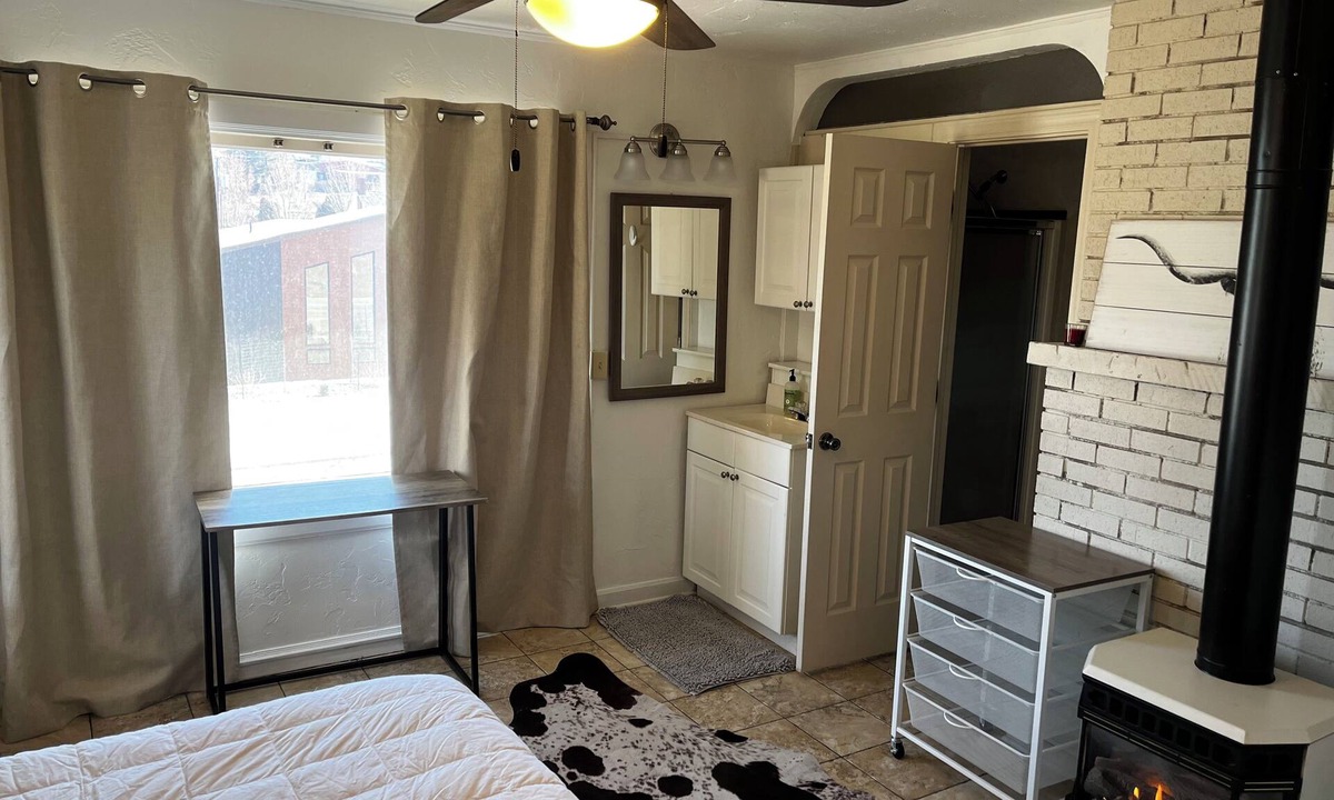 Eureka Apartment | Downtown Cozy Studio Suite