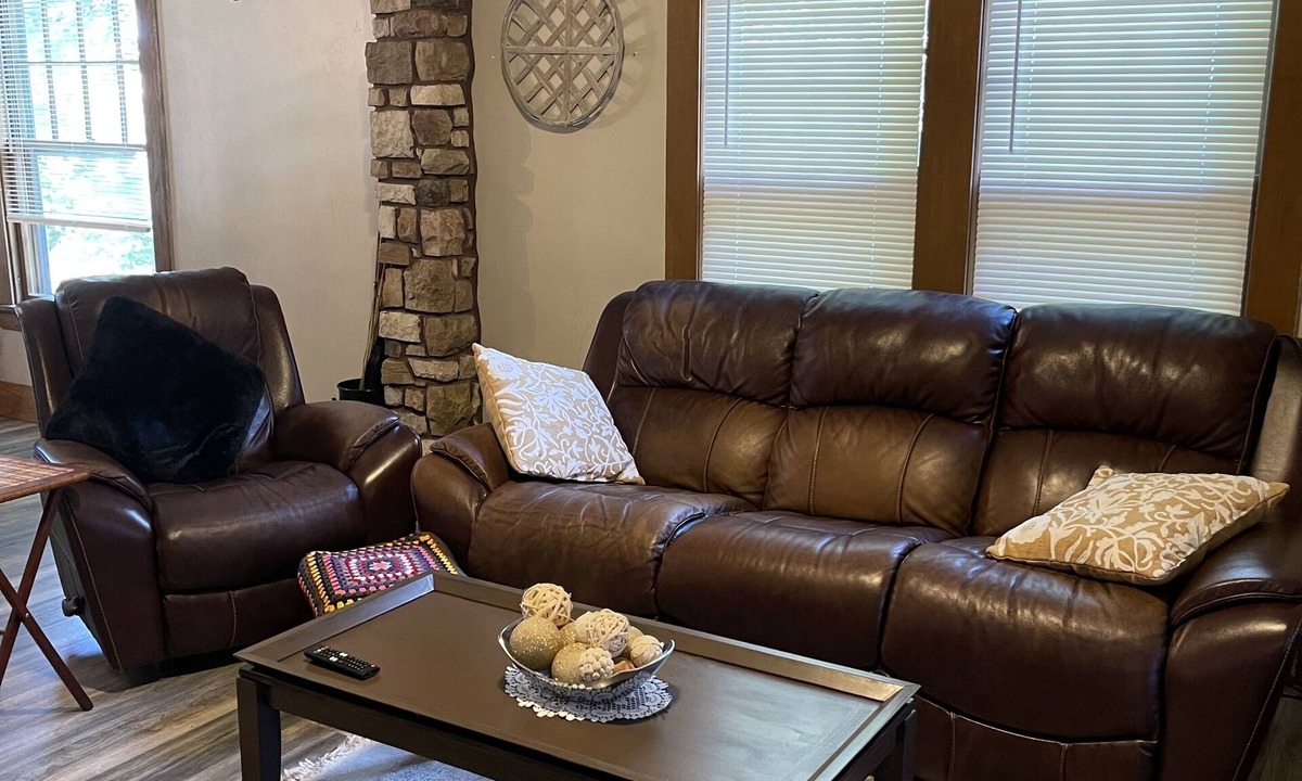 Sherman Hill Apartment | Downtown Des Moines