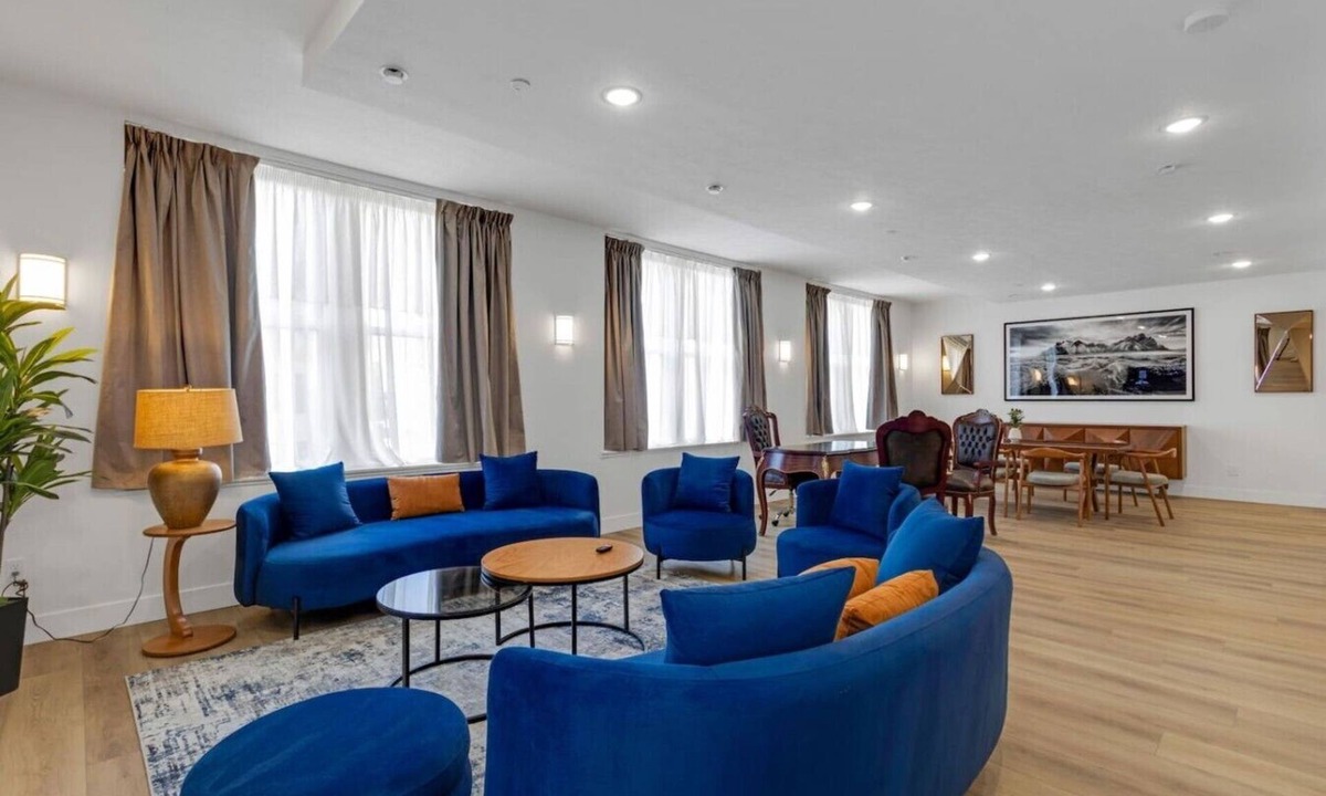 Mile Square Other | Downtown Indy-Entire Building-77 Guests