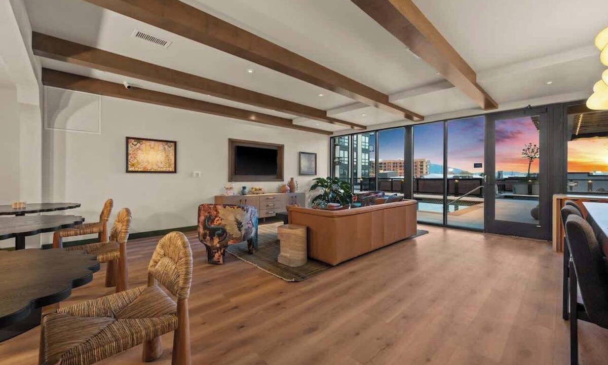 People's Freeway Apartment | Downtown Salt Lake City Luxury Retreat - Pool, Sauna, and Parking