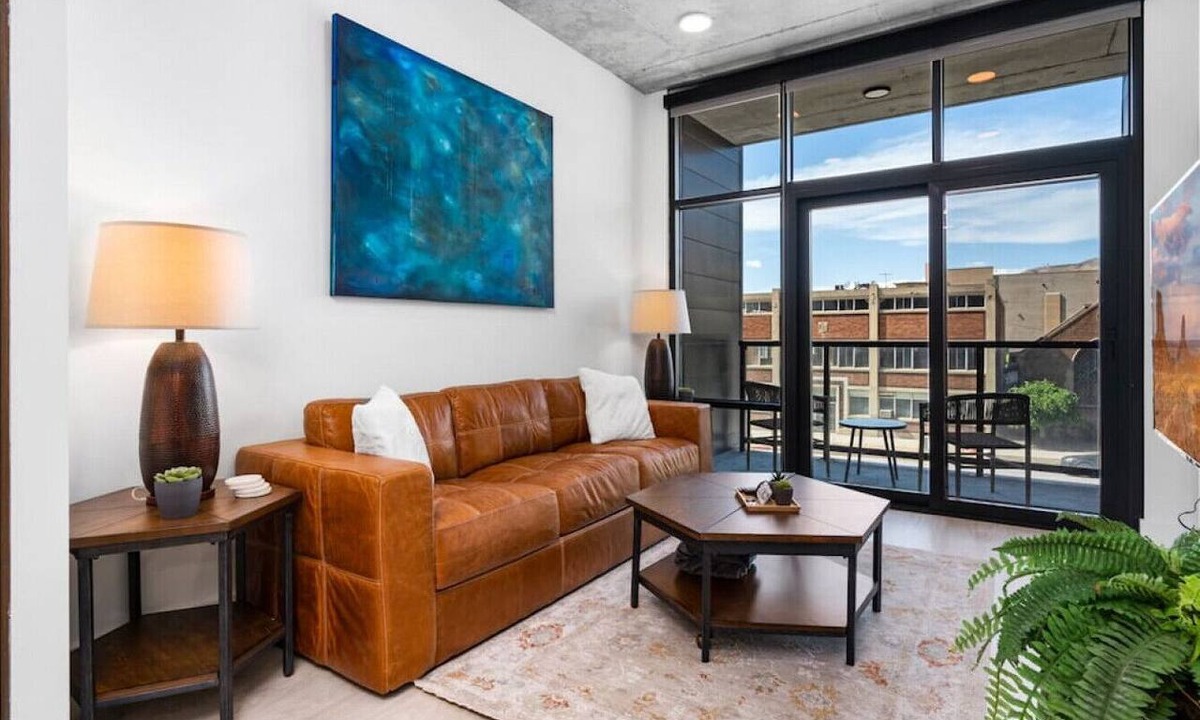Rio Grande Apartment | Downtown SLC Luxury 1BD/1BA- Pool/HotTub 24hrGym