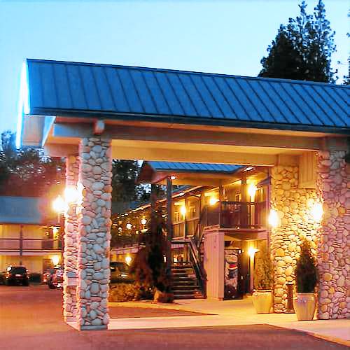 Shady Cove Hotel | Edgewater Inn Shady Cove