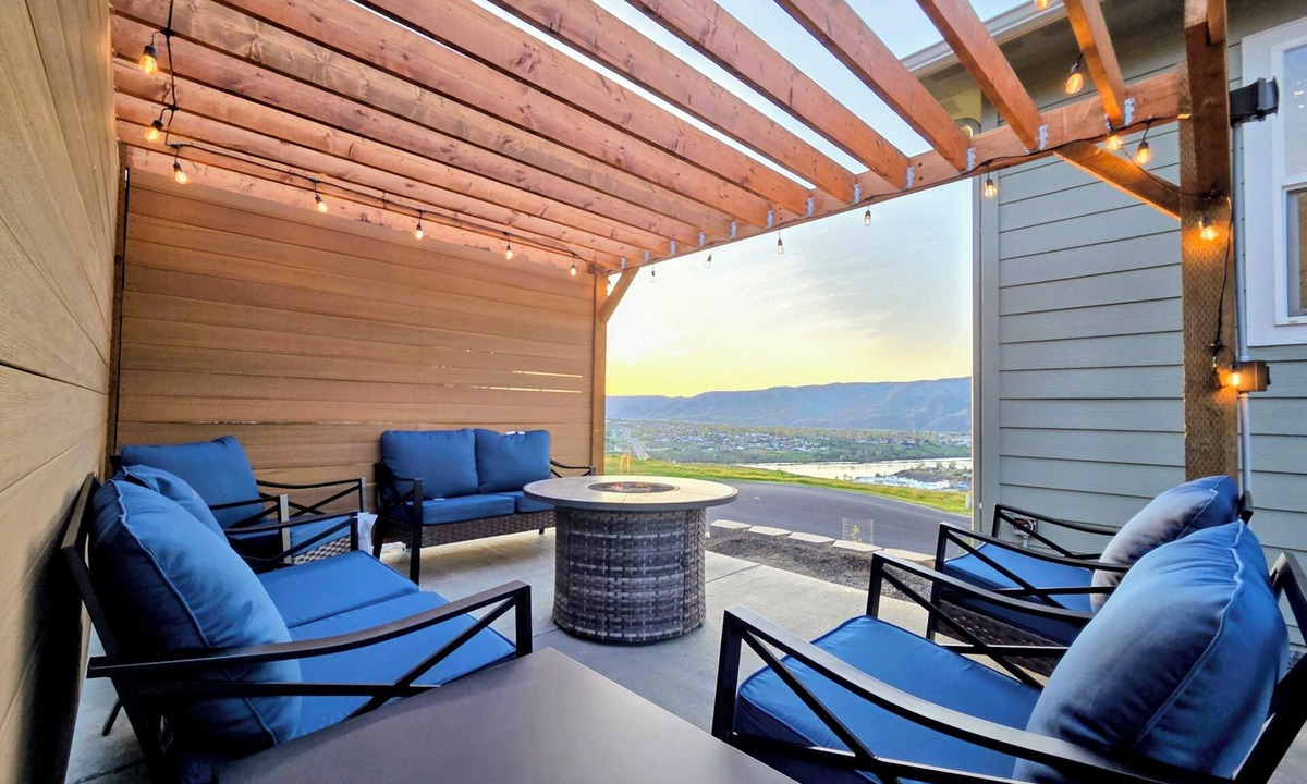 Lewiston House | Epic river views, Newly built upscale modern home, Game room