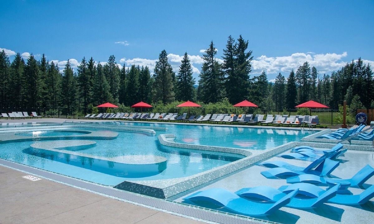 Cle Elum House | Excellent location, Hot Tub, Fire Pit. Backs up to Forested View & Golf Course!