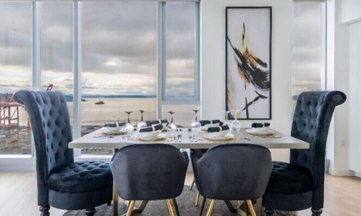 Downtown Seattle Apartment | Executive Penthouse with 4-point View Live Work 97 Walk Score 100 Transit Score