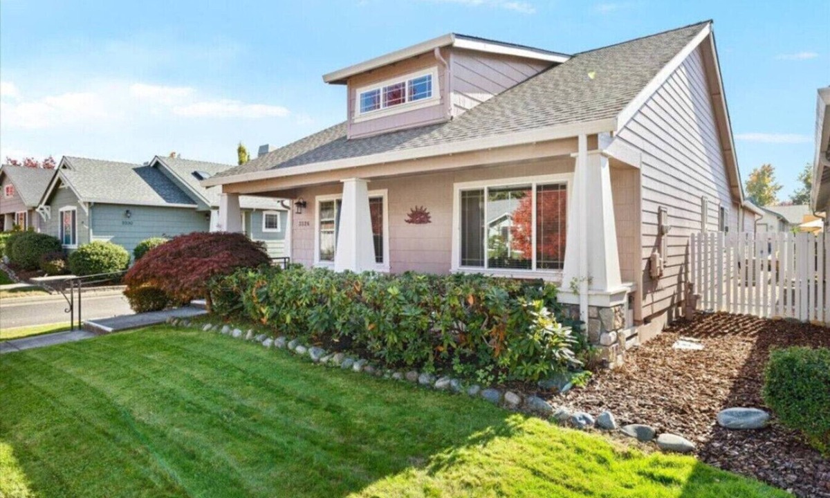 Medford House | experience comfort, convenience, and nature—all in one unforgettable stay.